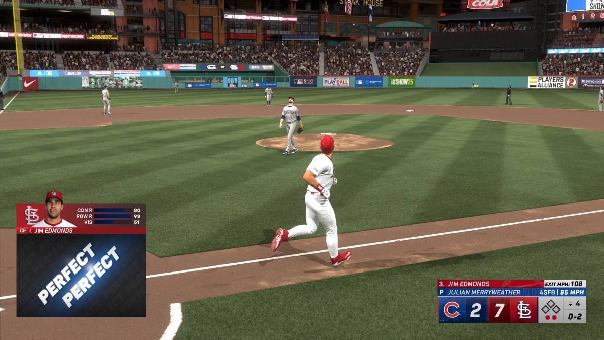 Jim Edmonds는 쇼 25 MLB에서 홈런을 기록했습니다.